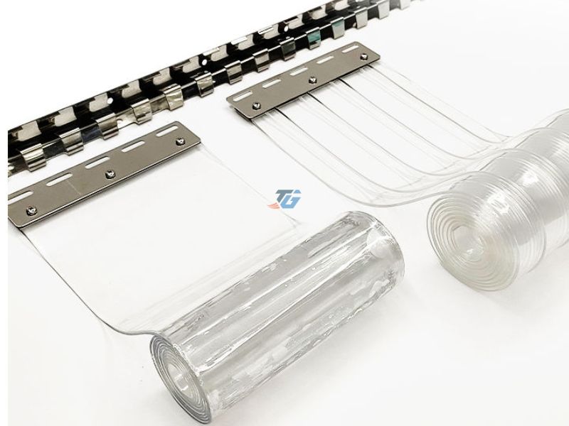 Cuộn nhựa thi công rèm PVC