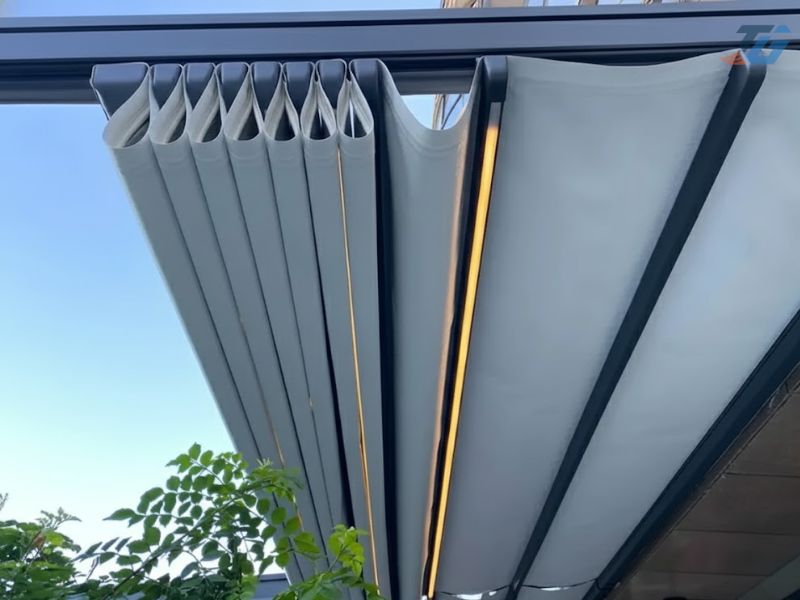 Các loại mái bạt xếp tự động phổ biến hiện nay