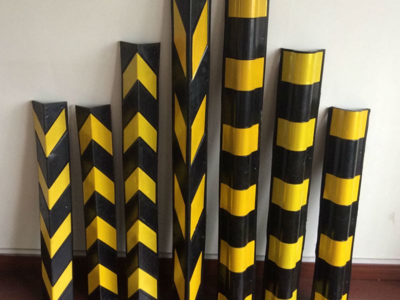 Các loại thanh V cao su bảo vệ góc tường phổ biến hiện nay