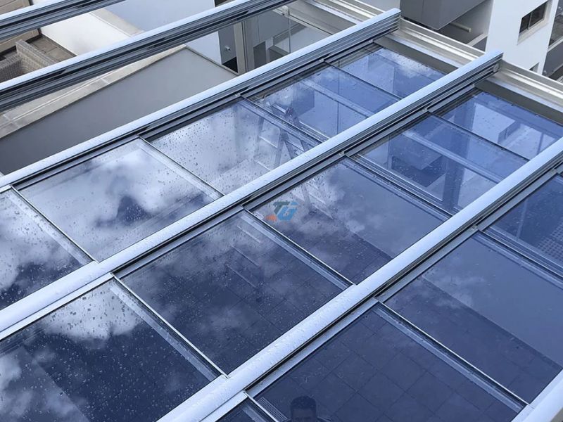 Có những loại mái kính xếp lớp nào Có những loại mái kính xếp lớp nào