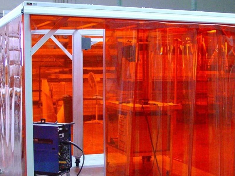 Đặc điểm nổi bật của rèm nhựa PVC khổ lớn