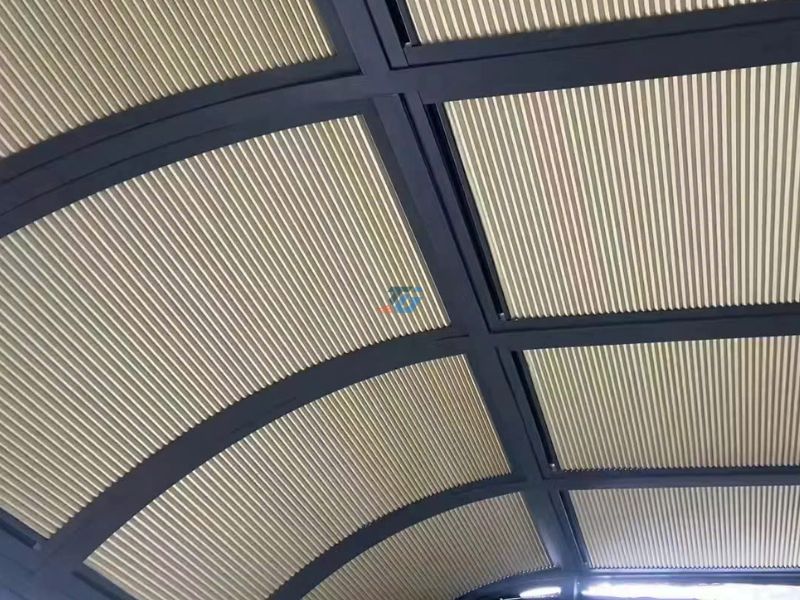 Đặc điểm nổi bật của rèm trần xếp lớp tự động