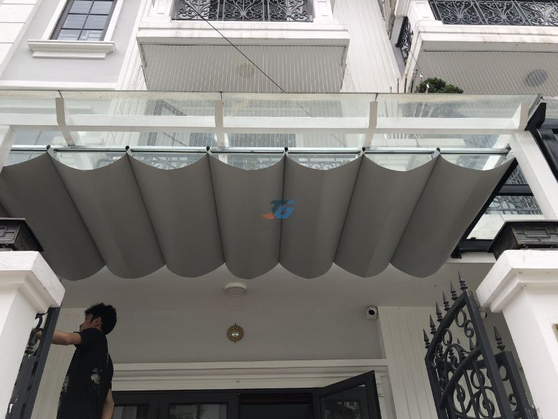 Lấp đặt hệ thống rèm trần xếp lớp tự động tại biệt thự