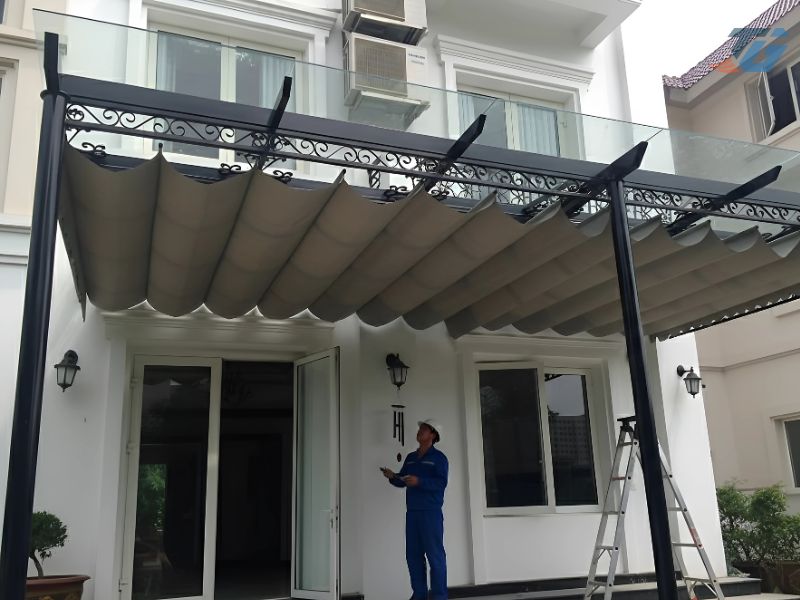 Thi công bạt che nắng mưa cho biệt thự