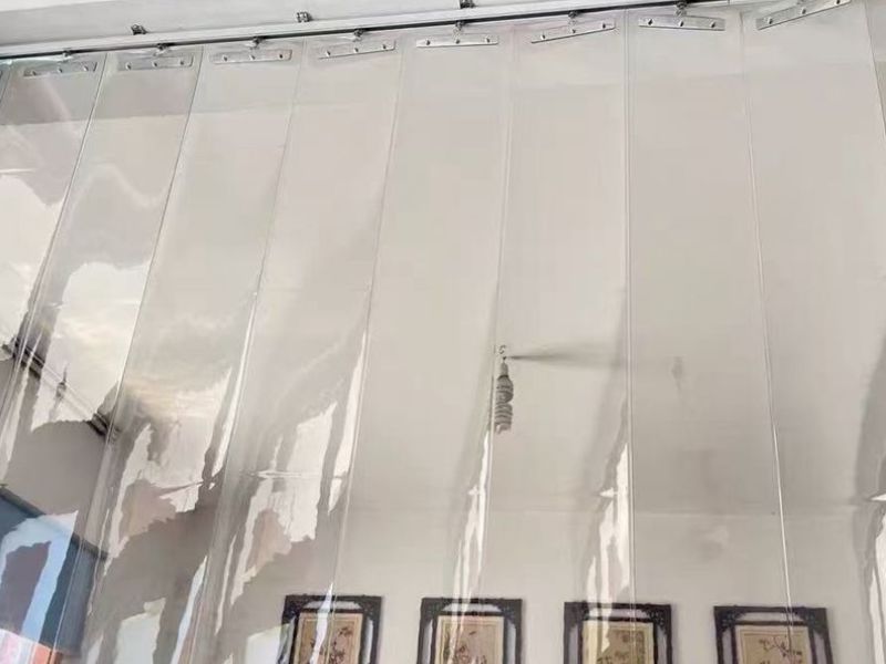 Thi công rèn PVC khổ lớn phòng họp