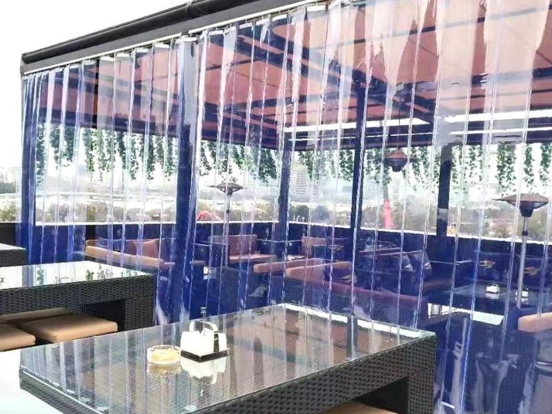 Thi công rèn PVC khổ lớn quán cafe