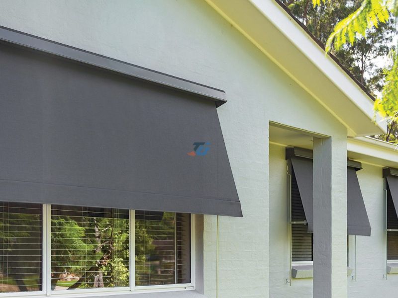 Báo giá mẫu mái che trên kính tự động