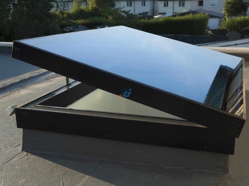 Nguyên lý hoạt động giếng trời nắp thăm trần