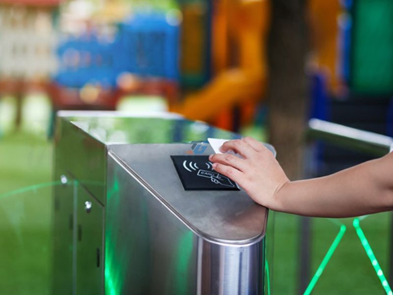 Cổng Flap Barrier là gì