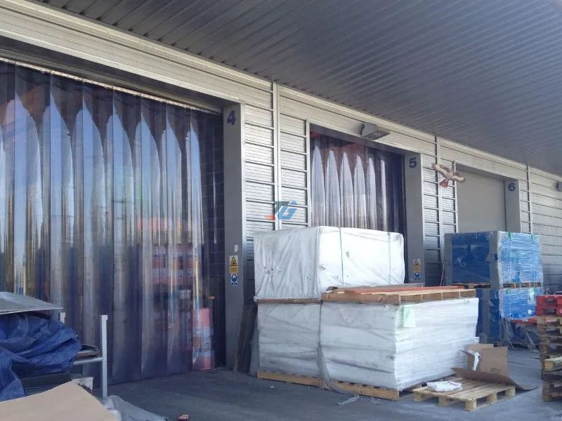 Rèm nhựa PVC trong suốt