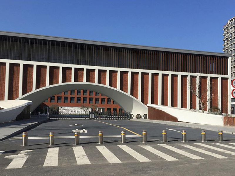 TGDerFlex - Thi công lắp đặt Bollard tự động uy tín