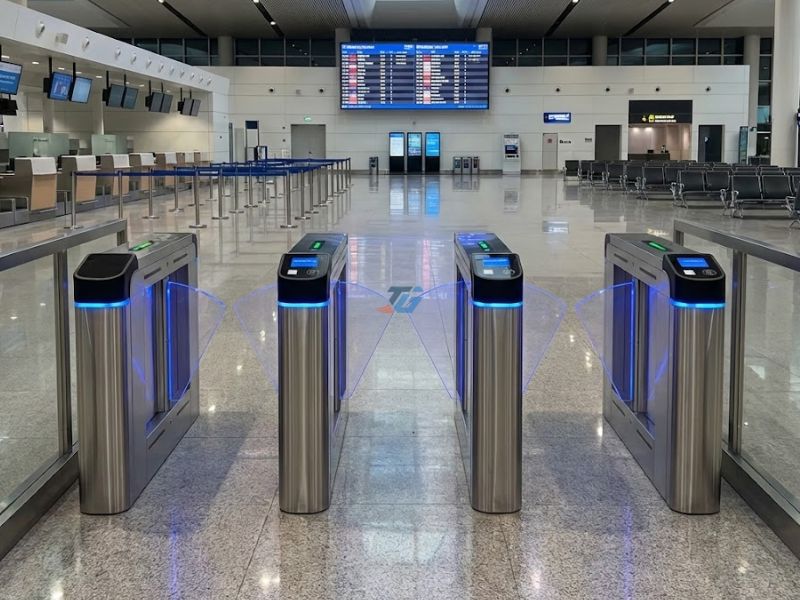 Thi công cống Flap Barrier tự động tại sân bay