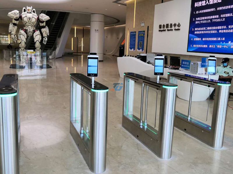 Ứng dụng của cổng Swing Barrier trong thực tế Ứng dụng của cổng Swing Barrier trong thực tế