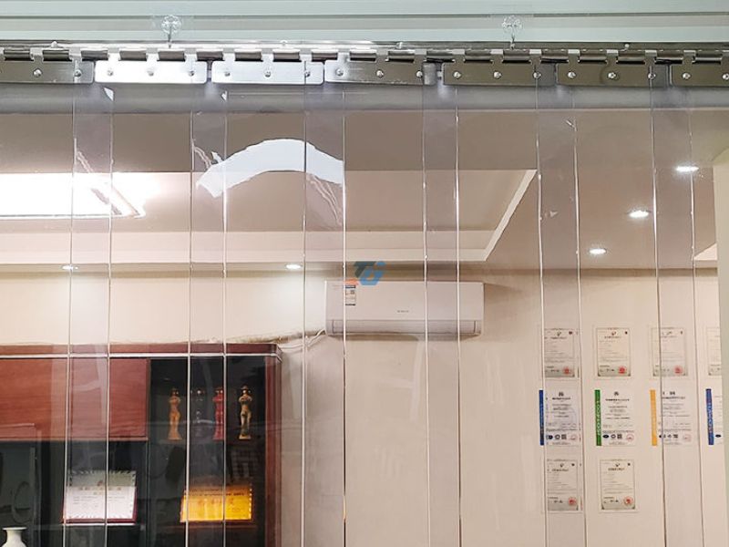 Ứng dụng thực tế của rèm nhựa PVC cho kho lạnh Ứng dụng thực tế của rèm nhựa PVC cho kho lạnh
