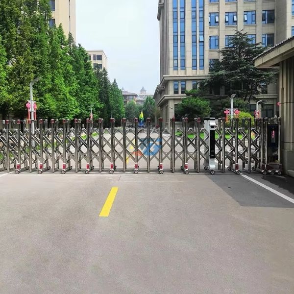 Cửa Cổng Xếp Inox Trượt Tự Động - Ảnh 4