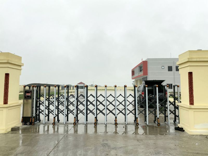 Nguyên lý hoạt động cổng xếp trượt điều kiển từ xa