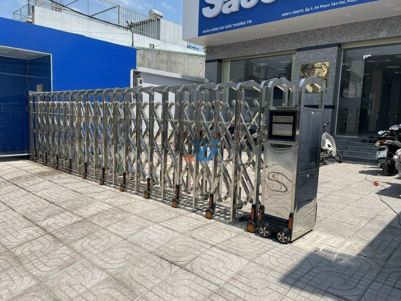 Ứng dụng cổng xếp trượt tự động cho công trình